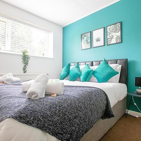 Emerald House Leisure & Contractors Peterborough Extérieur photo